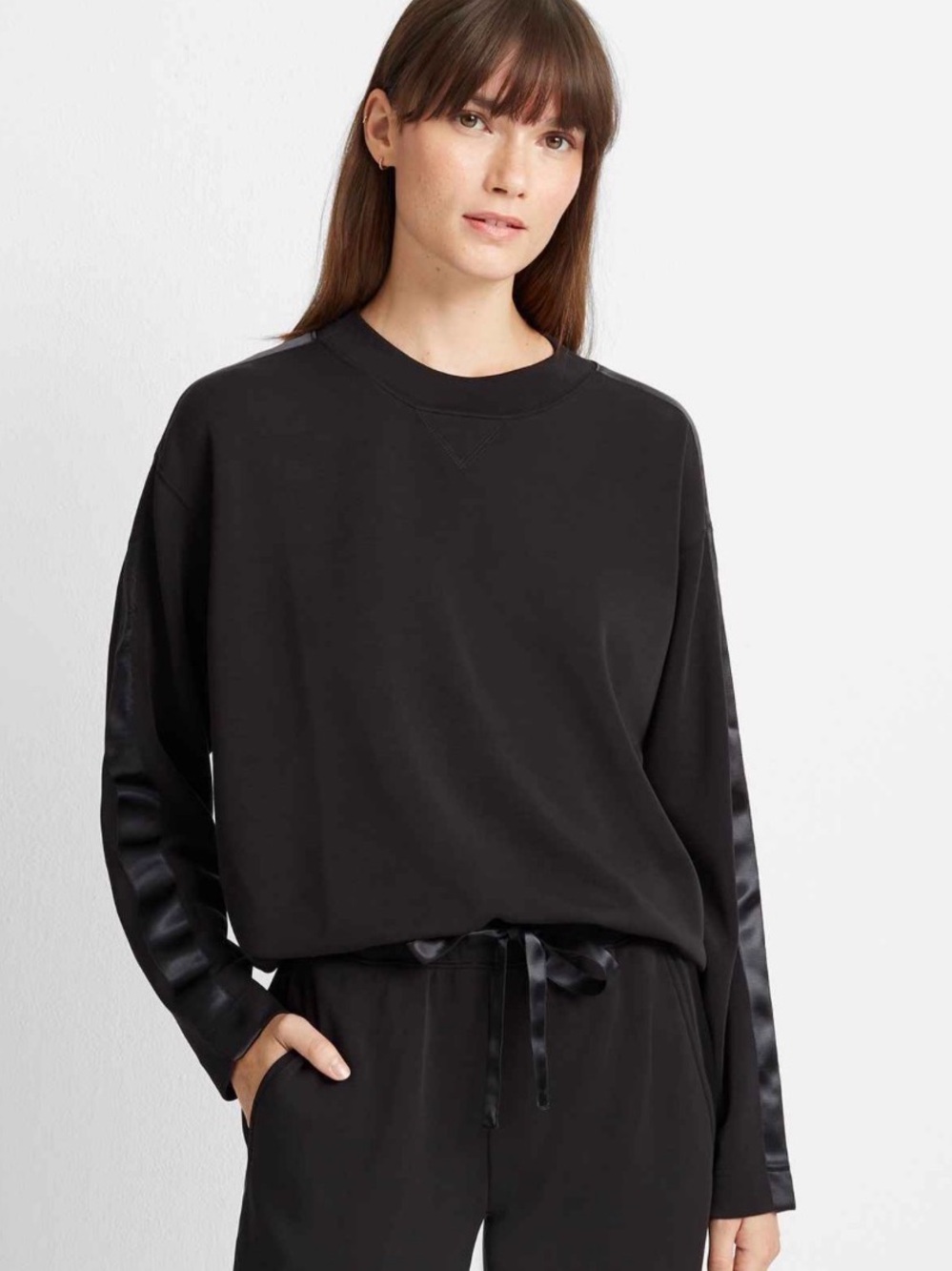 Club Monaco women’s medium Black Satin-Trim Crewneck Sweatshirt